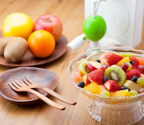 Citrus peeling machine